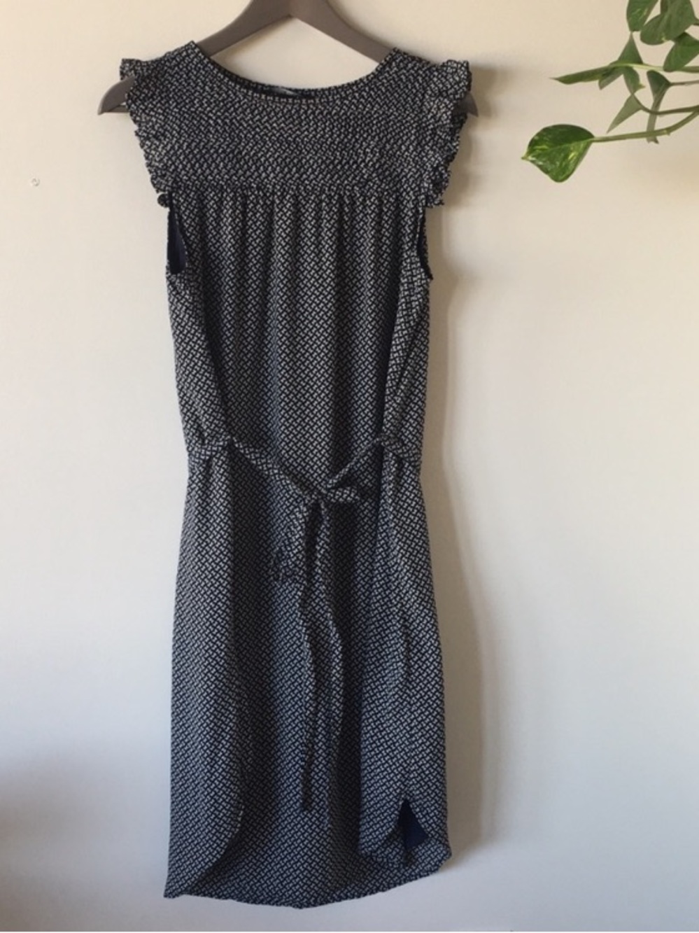 H&M Sleeveless Midi Shirtdress in Navy with Belt Size 8